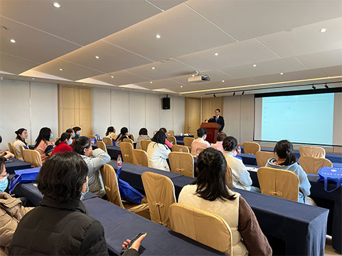 “呵護(hù)她健康” 創(chuàng)力集團(tuán)舉辦女性健康知識(shí)講座(圖1)