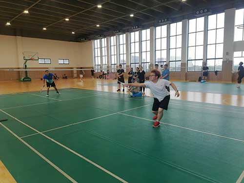 羽毛球.jpg 秋韻飛揚(yáng) 活力綻放 | 上海創(chuàng)力集團(tuán)秋季運(yùn)動會取得圓滿成功(圖8)